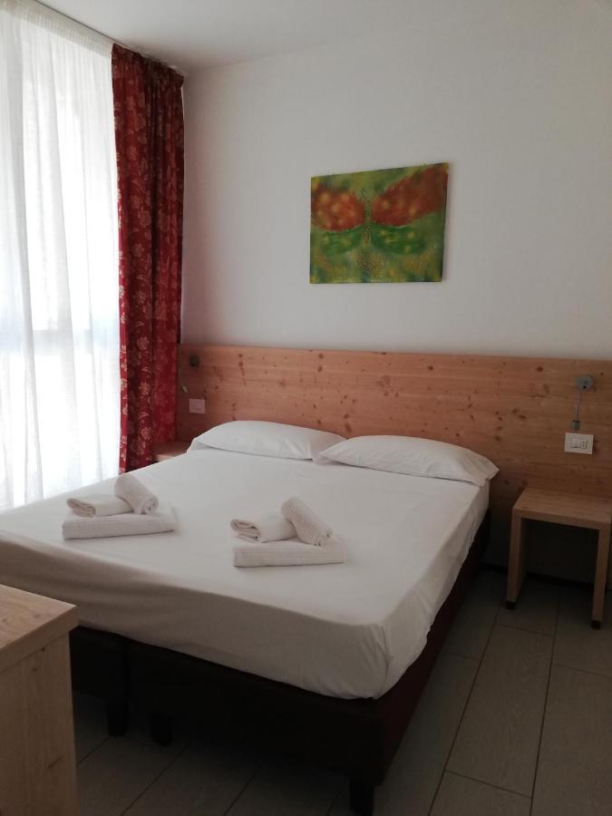 Colle Ameno Room And Breakfast Rovereto  Exterior photo