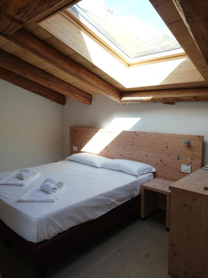 Colle Ameno Room And Breakfast Rovereto  Exterior photo