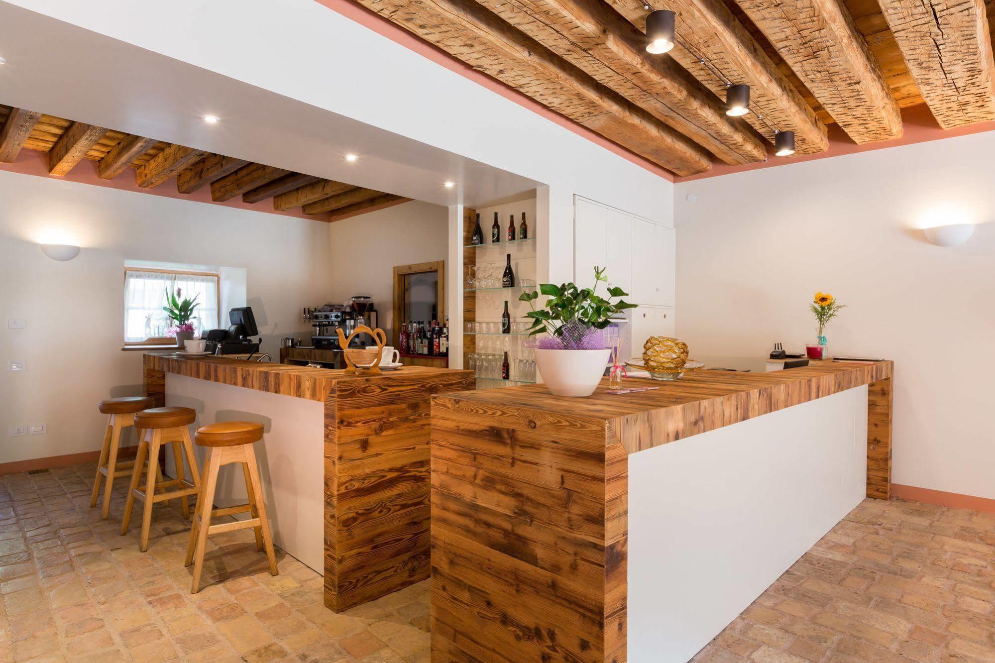Colle Ameno Room And Breakfast Rovereto  Exterior photo