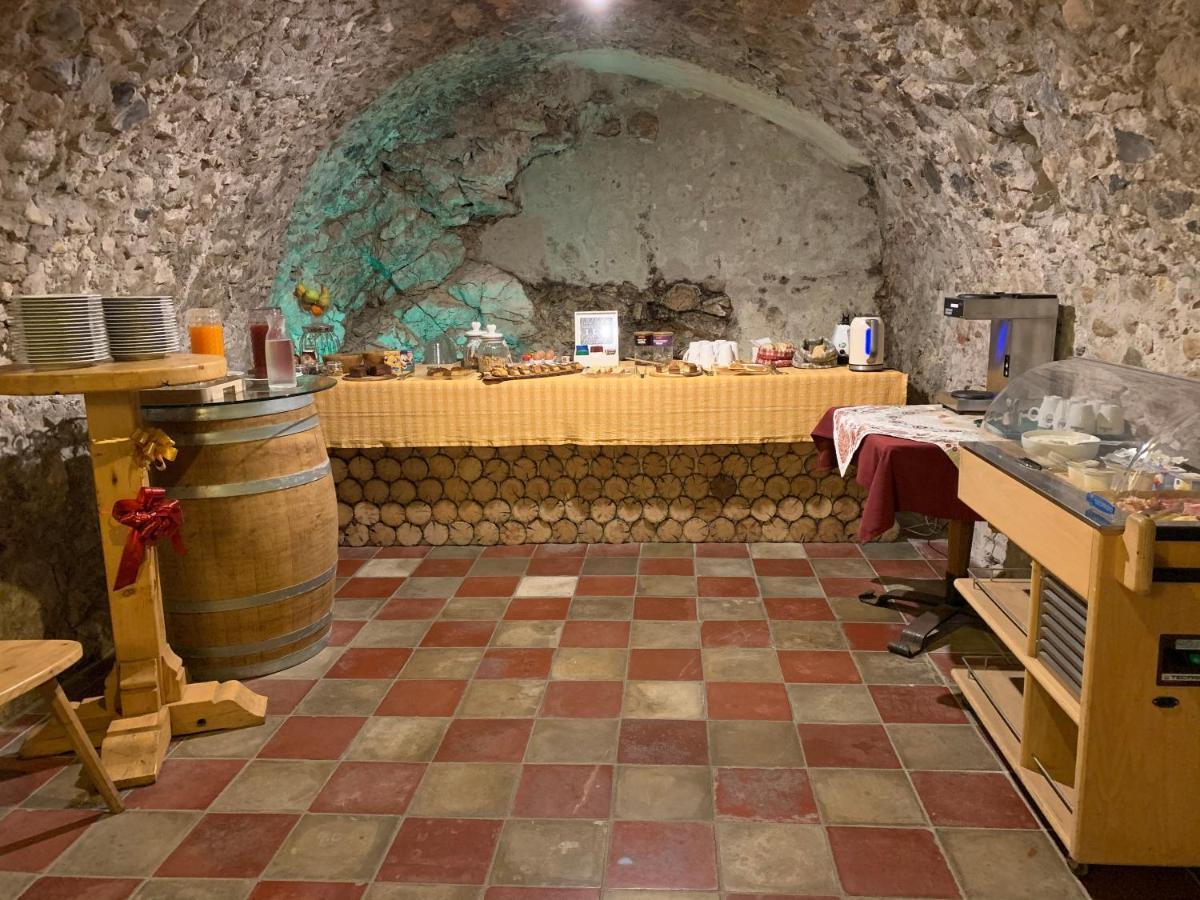 Colle Ameno Room And Breakfast Rovereto  Exterior photo